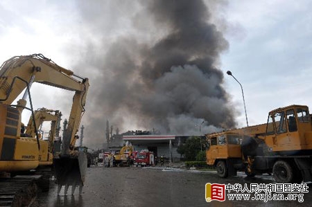 �������ݻ�������ը������ɽ�ˮ��Ⱦ