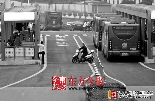 BRT·˲覴 ռع̨[0]